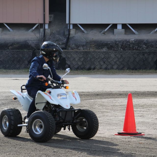 専門学校西日本昴自動車工科大学校 【夏休み特別企画】カスタムカー・バイクイベント☆1