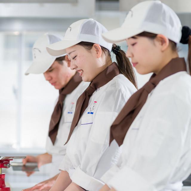 名古屋製菓専門学校 『ベーコンエピ』名古屋製菓／製パン科2