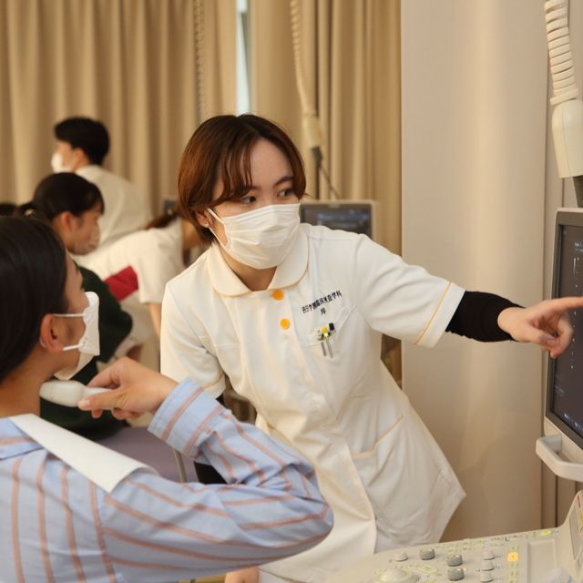 吉田学園医療歯科専門学校 尿検査って何がわかるの？疑似尿で尿検査体験【臨床検査技師】3