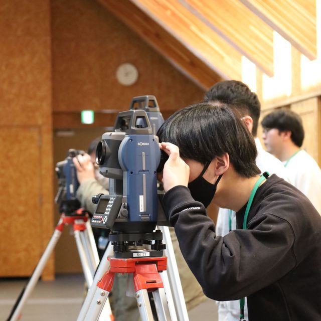 中央工学校 1stSTEP体験入学☆測量機器の違いを体感しよう！3