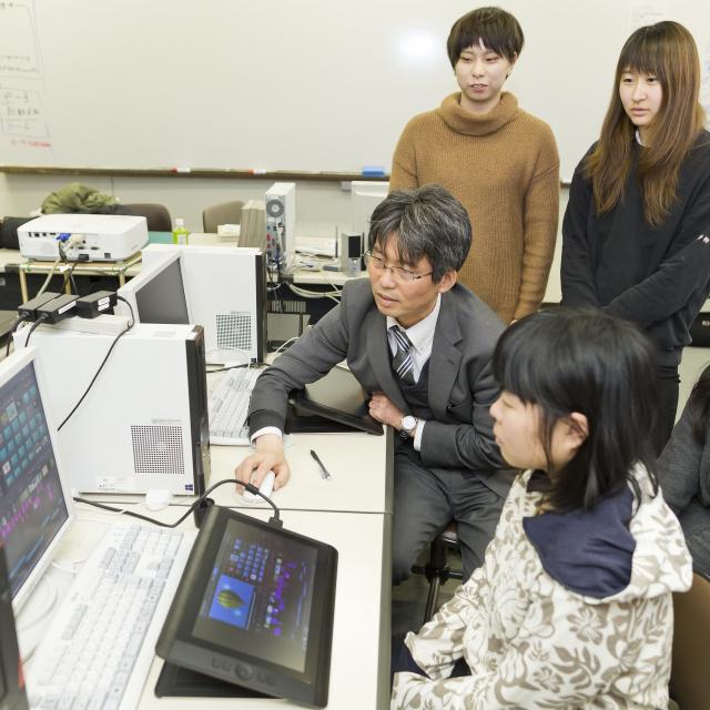 大垣女子短期大学 <デザイン美術学科>学科説明・体験授業1