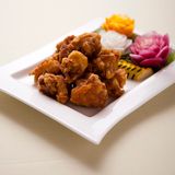 なんと贅沢！2種のメインで大満足【鶏の唐揚げ＆回鍋肉】の詳細