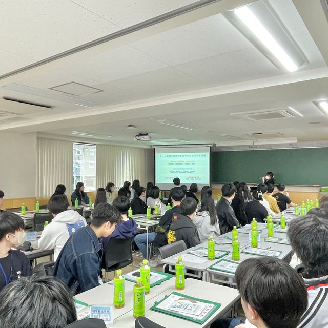 専門学校北海道リハビリテーション大学校 【作業療法学科】患者さんの生活を支える装具を作成してみよう！4
