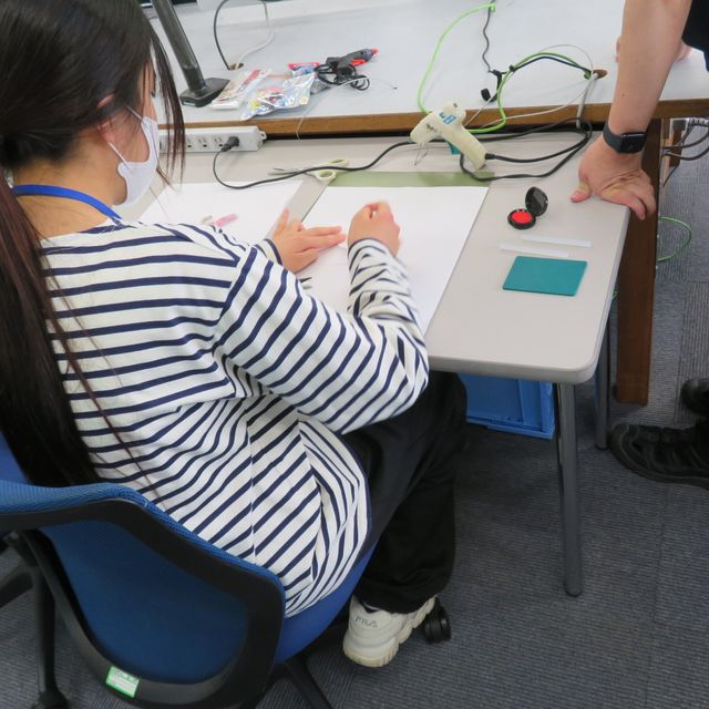 エプソン情報科学専門学校 ３次元プリンタで、オリジナルのスタンパーを作ろう1