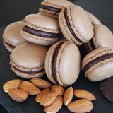 【洋菓子】本格チョコレートのマカロンの詳細