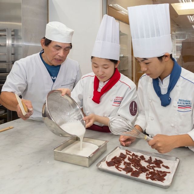 今村学園ライセンスアカデミー 学校見学会（パティシエ科）1