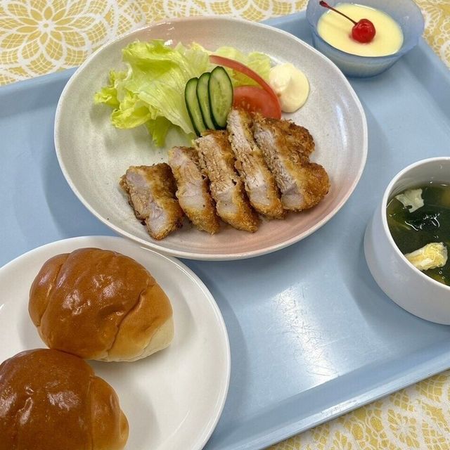 国際調理製菓専門学校 【スイーツビュッフェ開催！】給食＆栄養体験≪アスリート給食≫1
