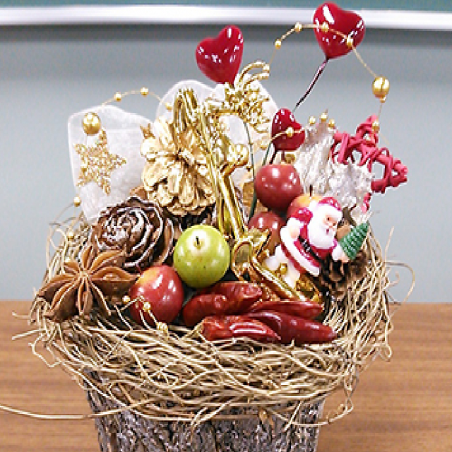 大阪ビジネスカレッジ専門学校 X'mas★Arrangement Miniツリー制作1