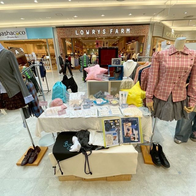 足利デザイン・ビューティ専門学校 ファッションデザイン科：学生ブランド販売！バス見学ツアー1