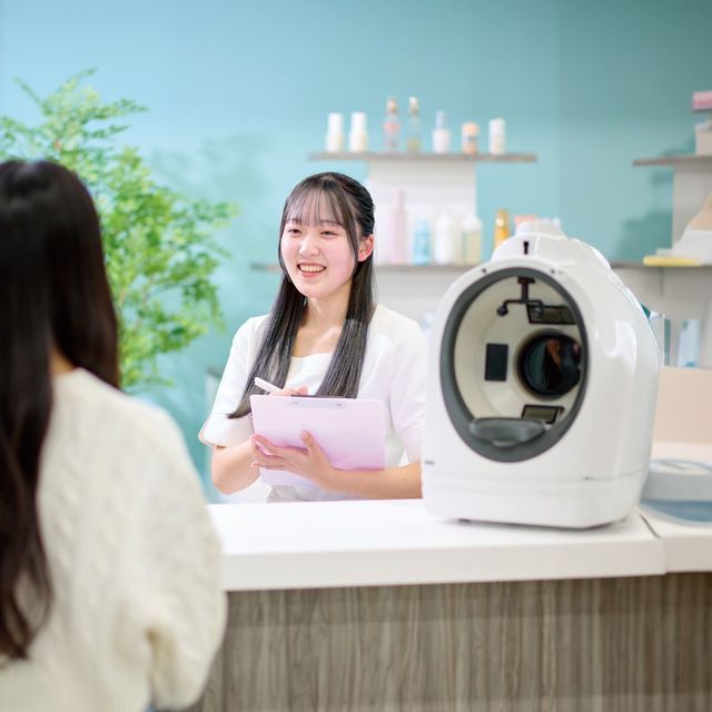 東京医薬看護専門学校 大好きな化粧品と美容を仕事にしよう！3